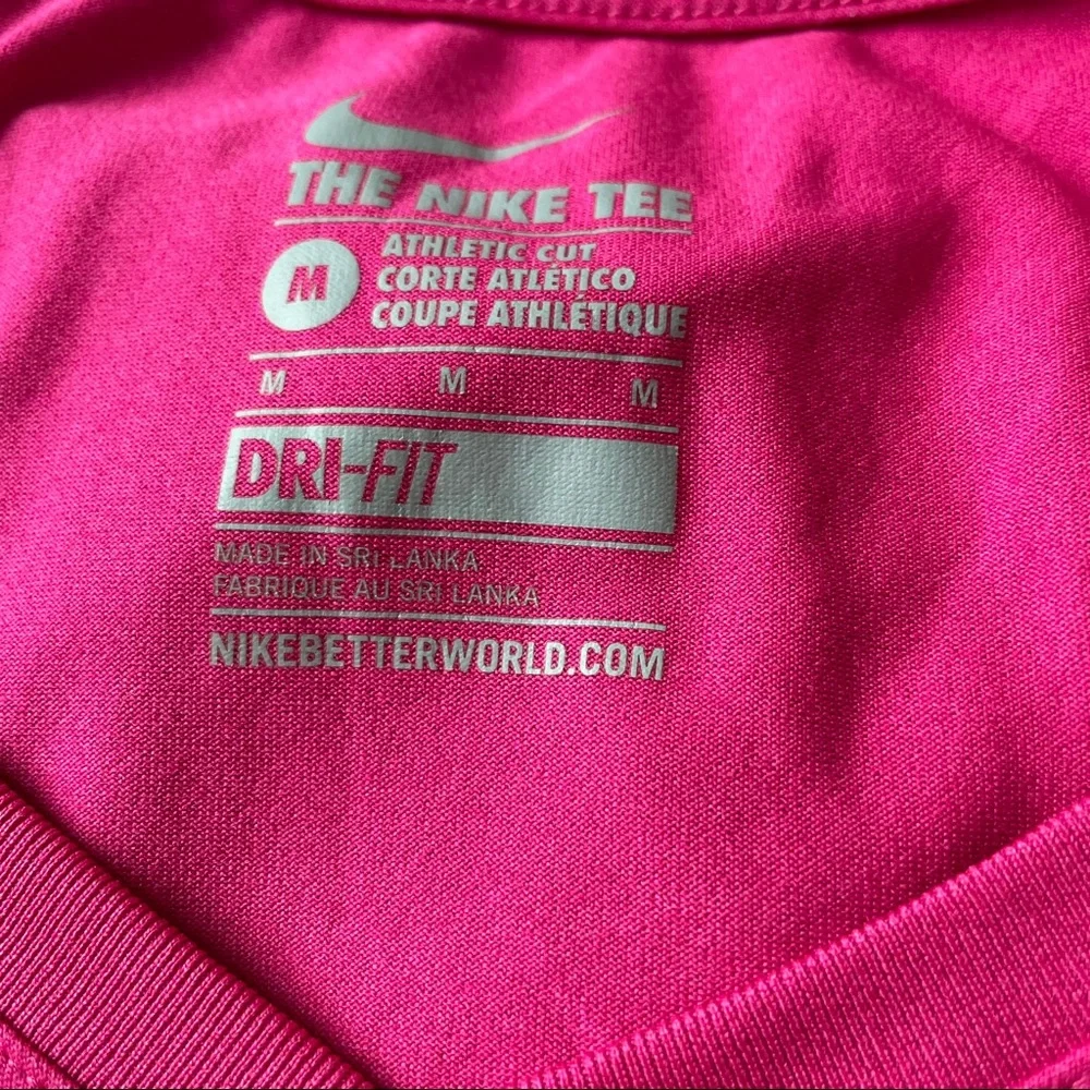 Nike Dri-Fit Swoosh Tee